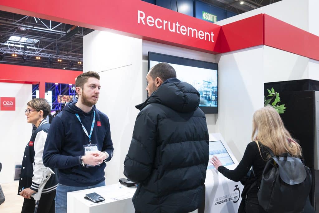 Rencontre de talents sur le stand CEA lors de Tech&Fest © CEA/Franck Ardito